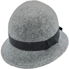 Women’s Vintage Wool Cloche Hat